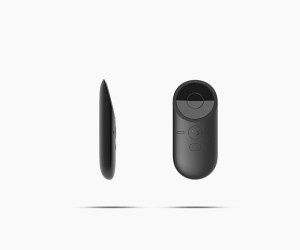The Oculus Remote looks like a simple way to navigate menus. Image courtesy of Oculus VR.